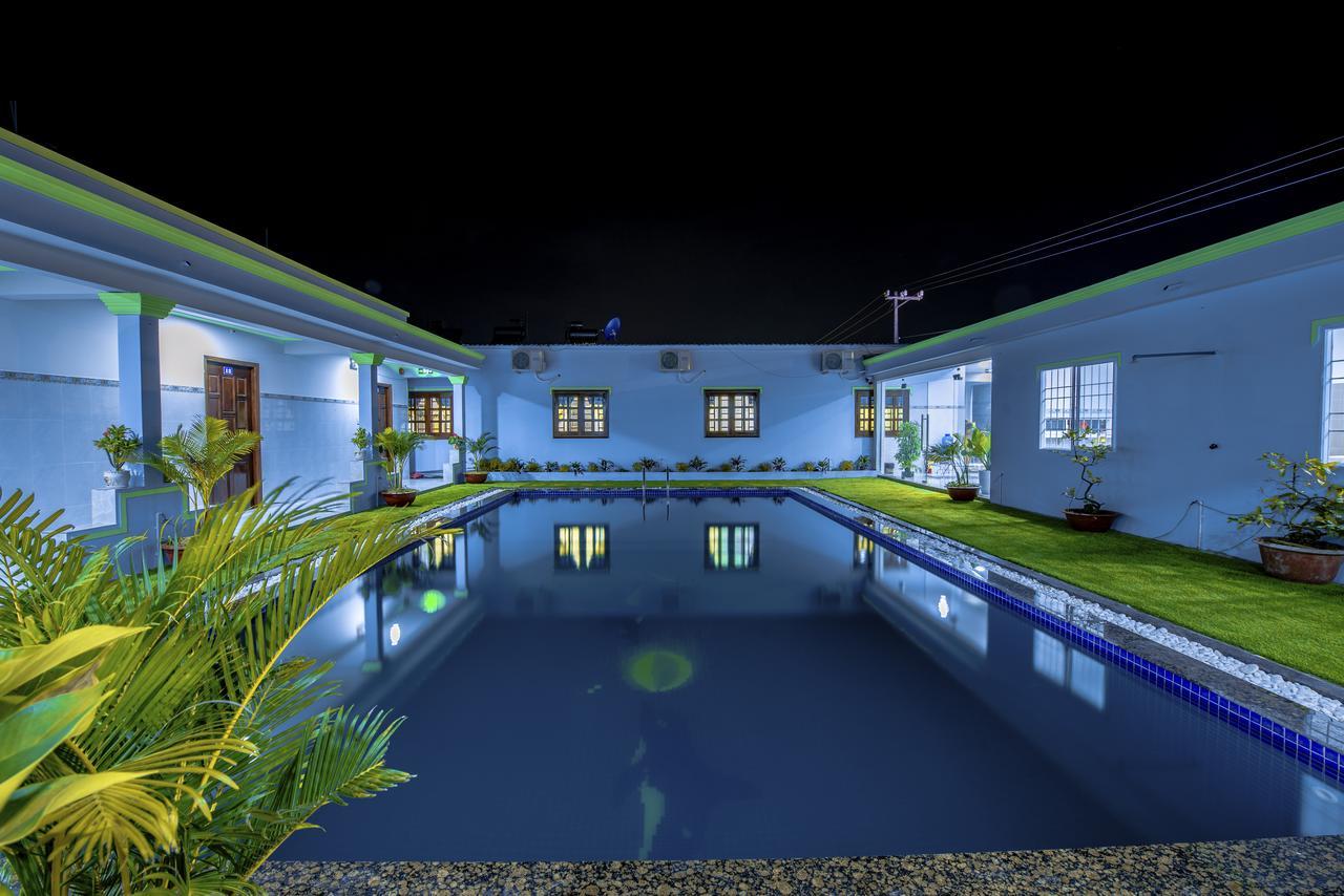 Hotel Nguyen Toan Phú Quý Zewnętrze zdjęcie