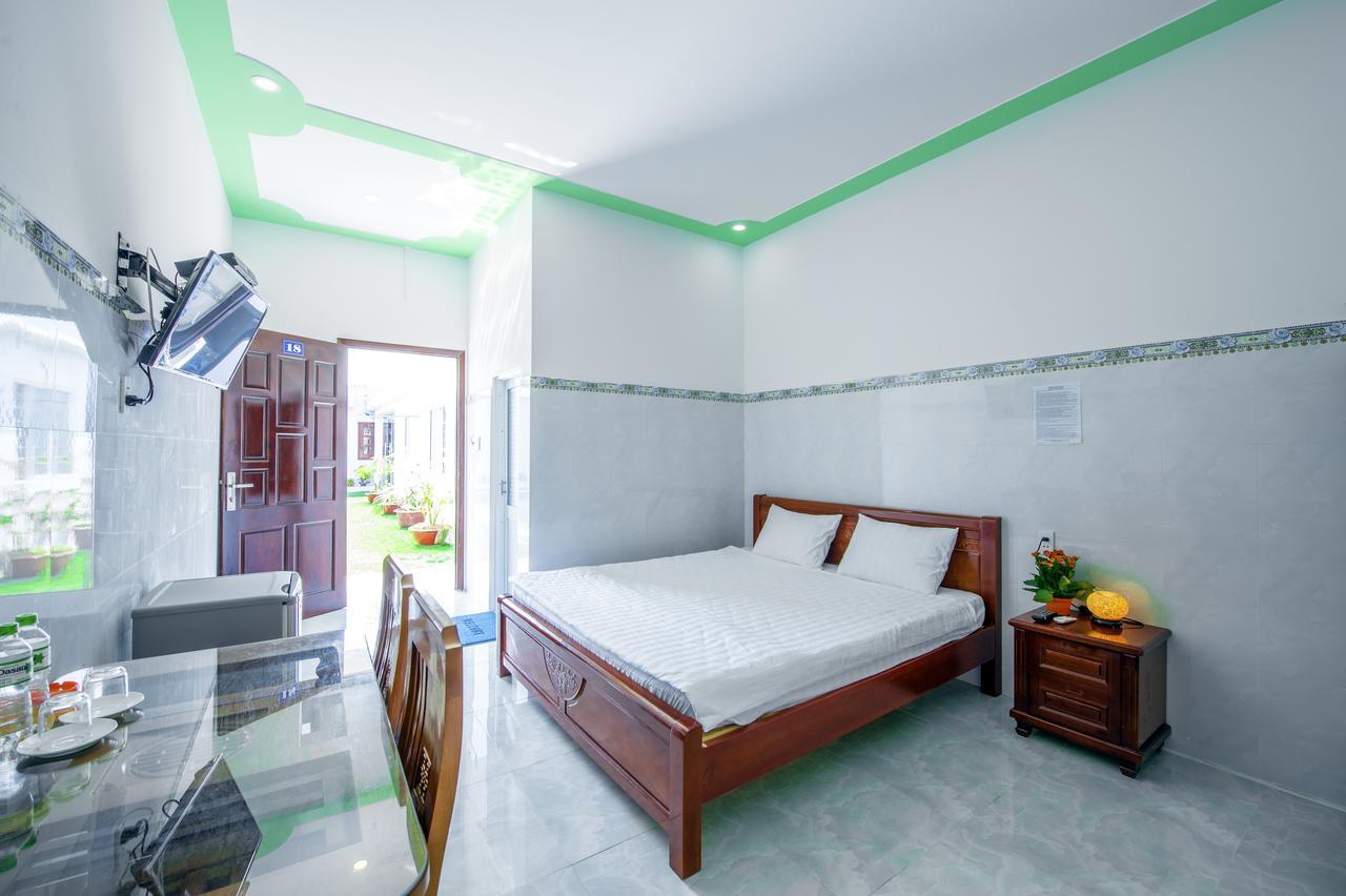 Hotel Nguyen Toan Phú Quý Zewnętrze zdjęcie